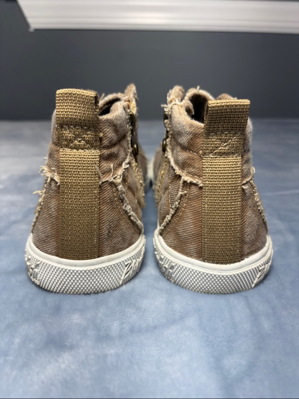 Blowfish Malibu Casual Slip-On Canvas Sneakers in Tan - Picture 6 of 9
